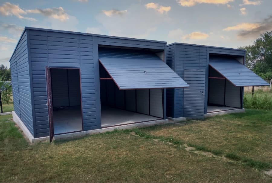 Zdjęcie garażu blaszanego